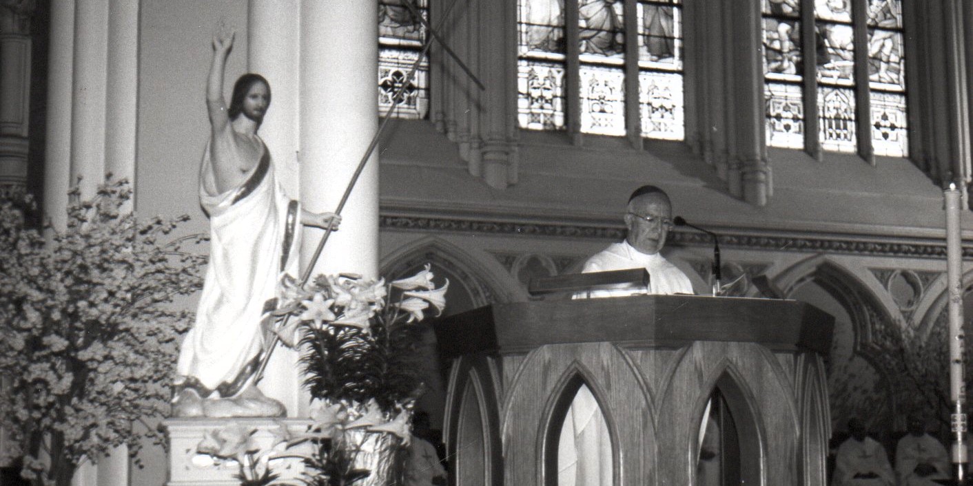 Celebración eucarística en Búfalo, Estados Unidos, 2000–2010. Colección Pedro Rubiano Sáenz, Archivo Histórico Arquidiocesano. AFH PRS 02 218.