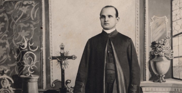 Alejandro Solari, Nunciatura, 1905. Período Episcopal 35. Colección Fotográfica General, Archivo Histórico Arquidiocesano.